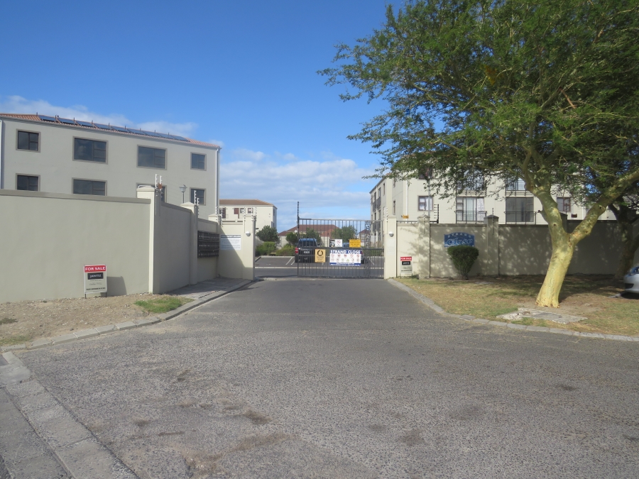 To Let 2 Bedroom Property for Rent in Guldenland Western Cape